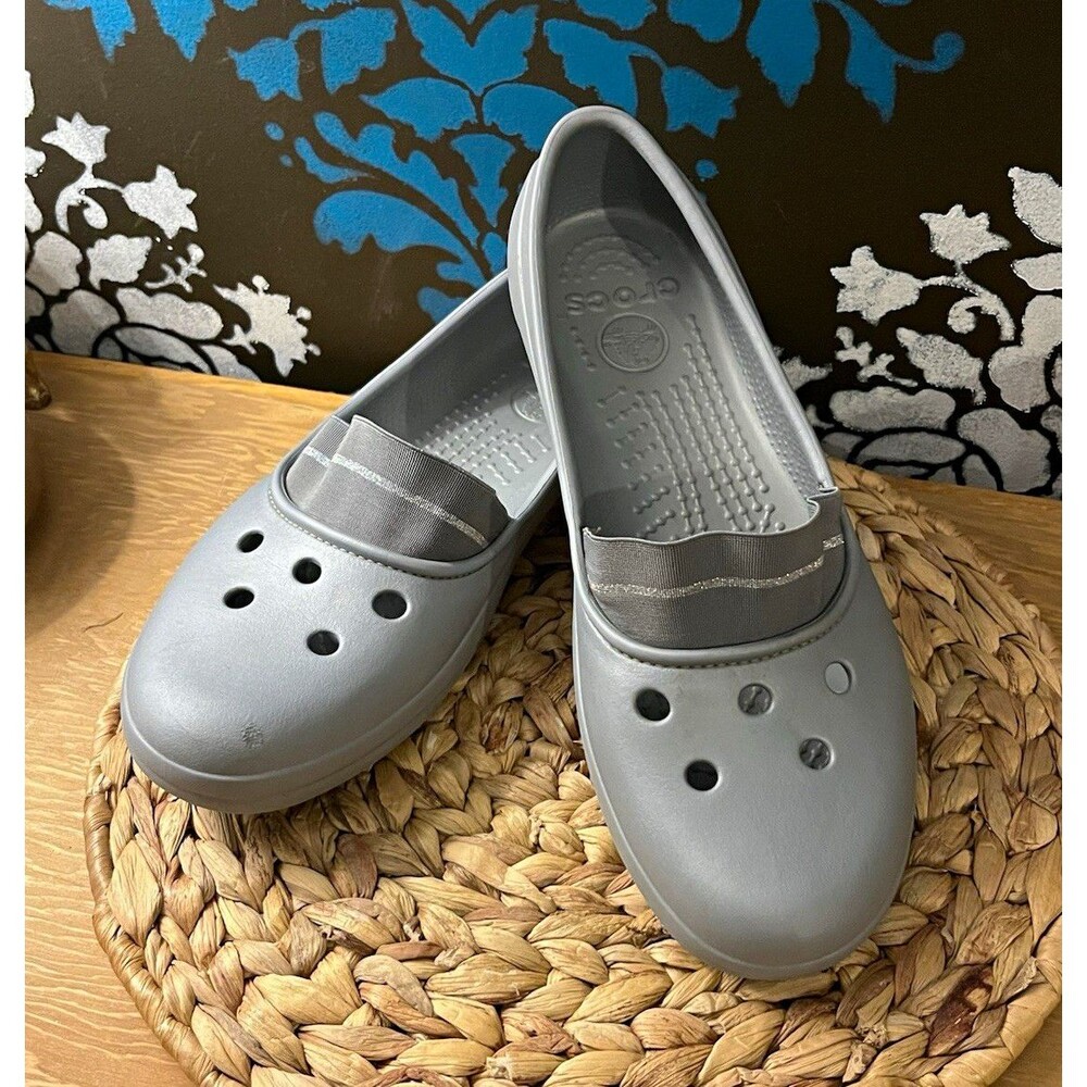 Crocs Juneau Women's Slip On Loafer Flats Grey Silver Size 9 Comfort
